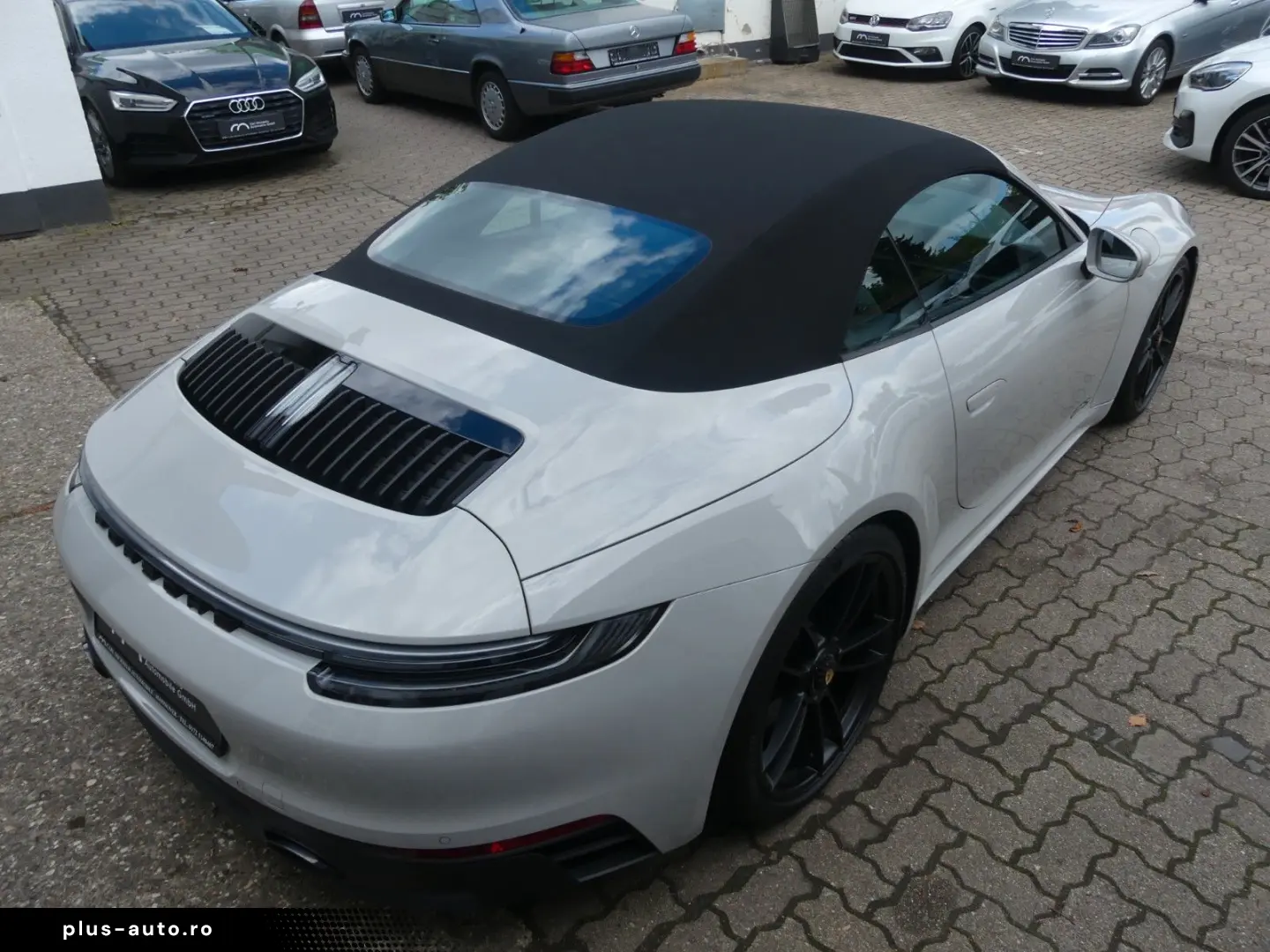 PORSCHE 911 Carrera GTS Cabriolet  1.Hd.  Lift  Matrix..