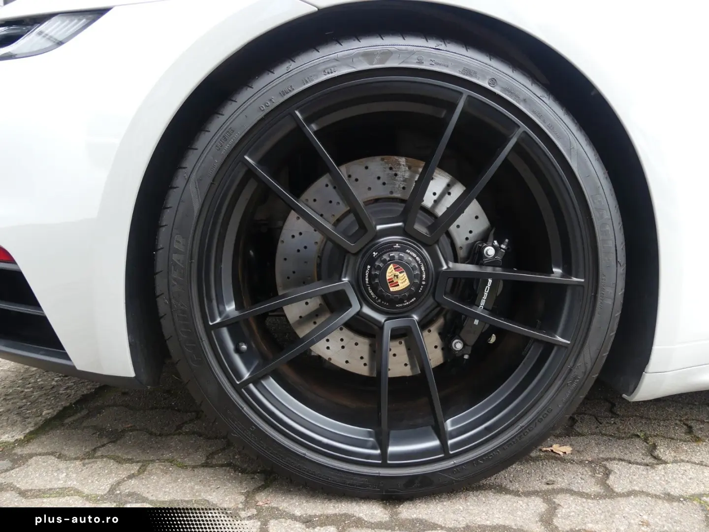 PORSCHE 911 Carrera GTS Cabriolet  1.Hd.  Lift  Matrix..