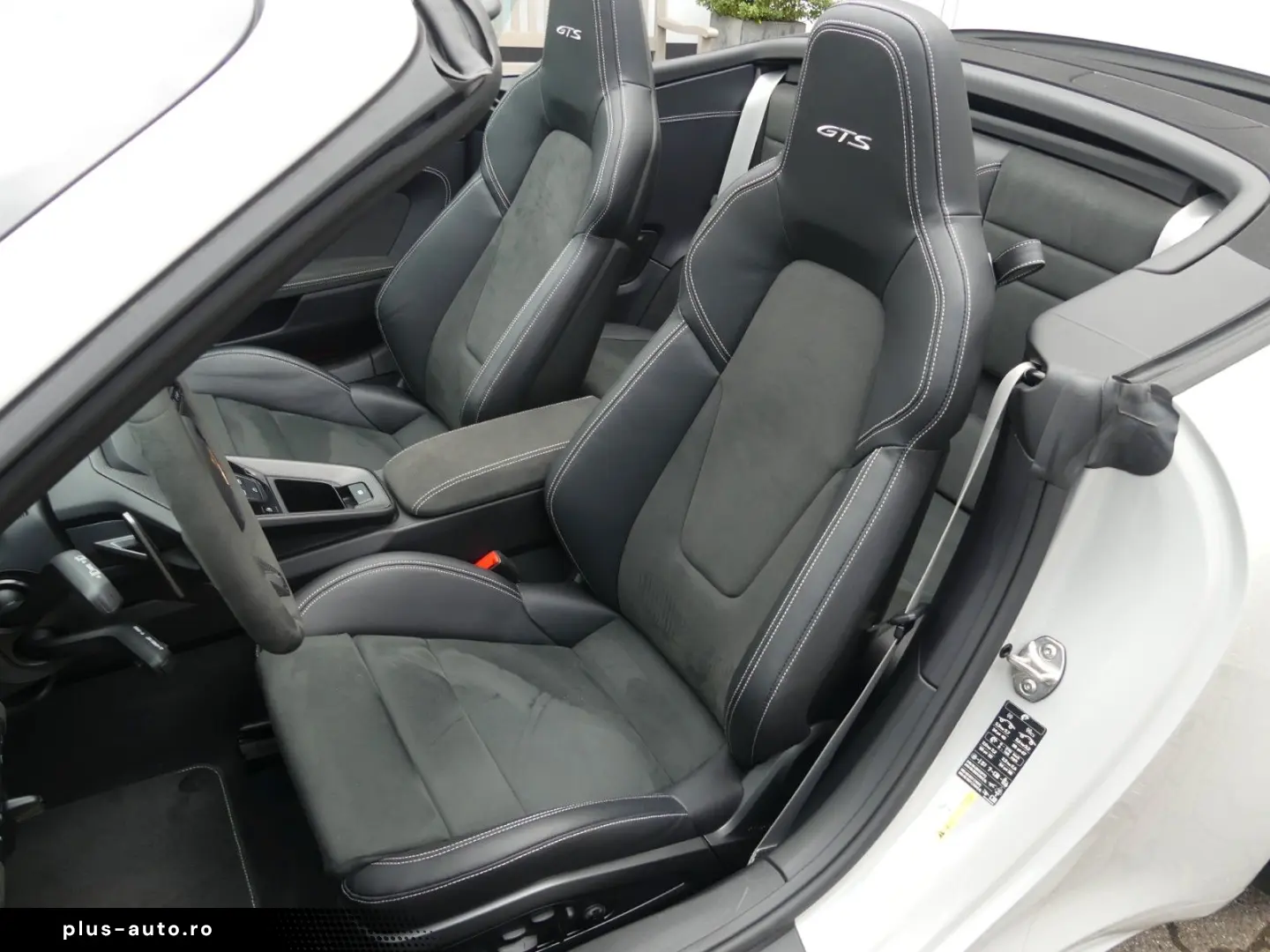 PORSCHE 911 Carrera GTS Cabriolet  1.Hd.  Lift  Matrix..
