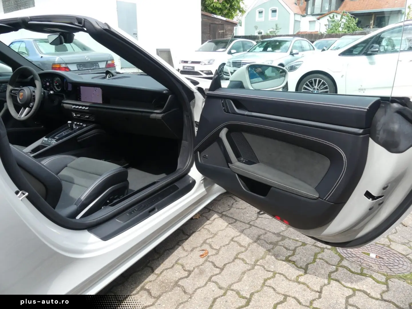PORSCHE 911 Carrera GTS Cabriolet  1.Hd.  Lift  Matrix..