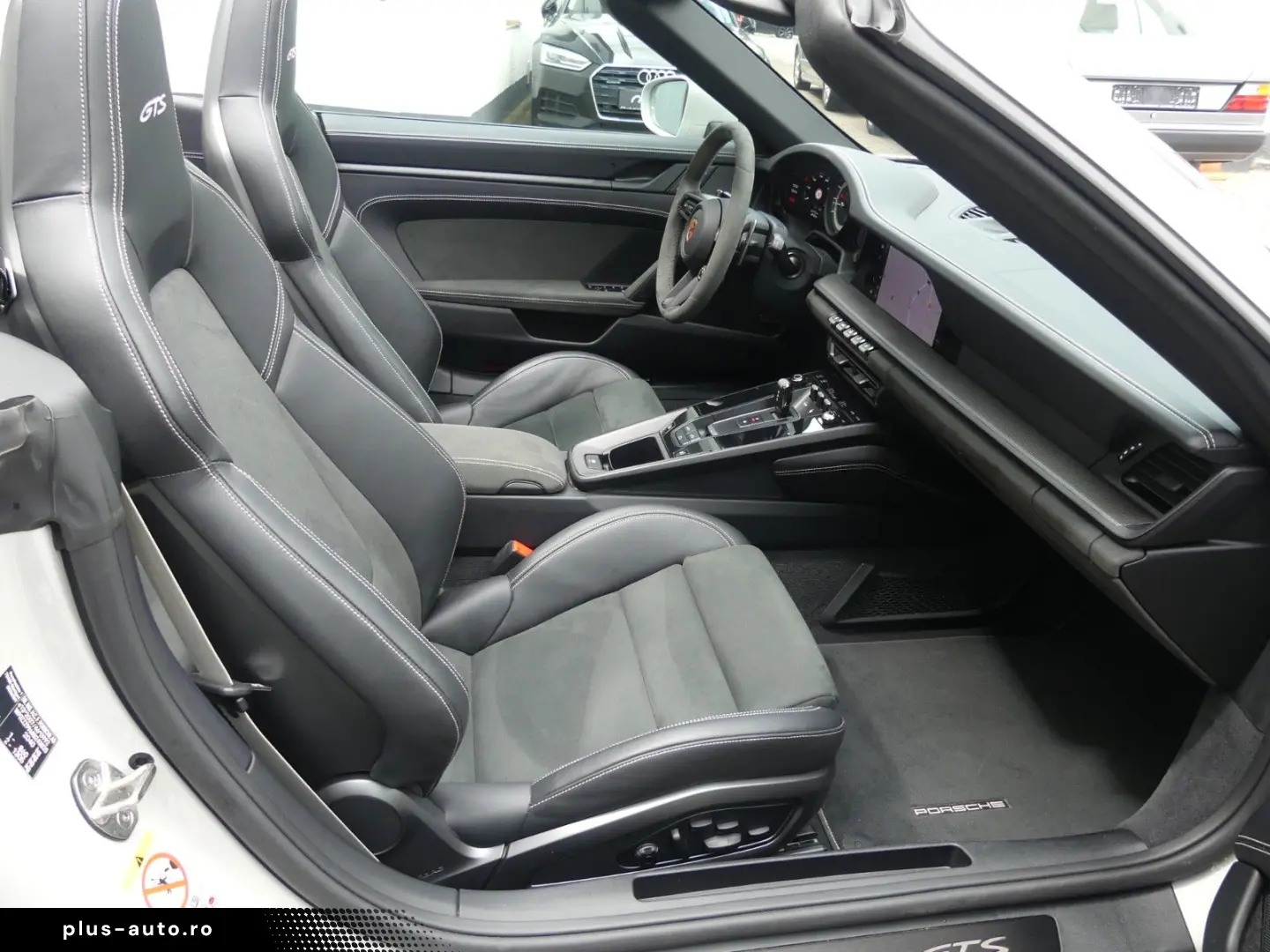 PORSCHE 911 Carrera GTS Cabriolet  1.Hd.  Lift  Matrix..