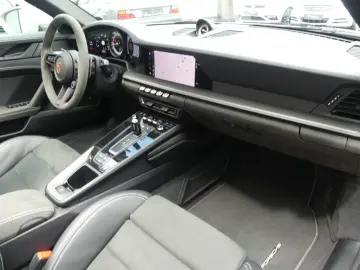 PORSCHE 911 Carrera GTS Cabriolet  1.Hd.  Lift  Matrix..