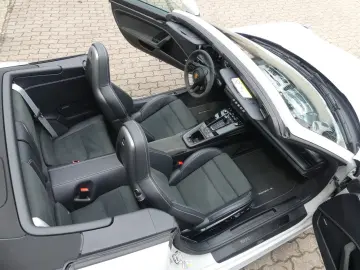 PORSCHE 911 Carrera GTS Cabriolet  1.Hd.  Lift  Matrix..