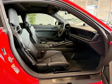 PORSCHE 911 992 Carrera GTS PCCB   LIFT   ACC   Glasdach