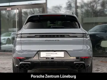 PORSCHE Cayenne GTS HA-Lenkung InnoDrive Head-Up BOSE