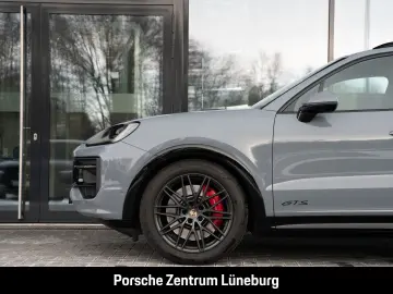 PORSCHE Cayenne GTS HA-Lenkung InnoDrive Head-Up BOSE