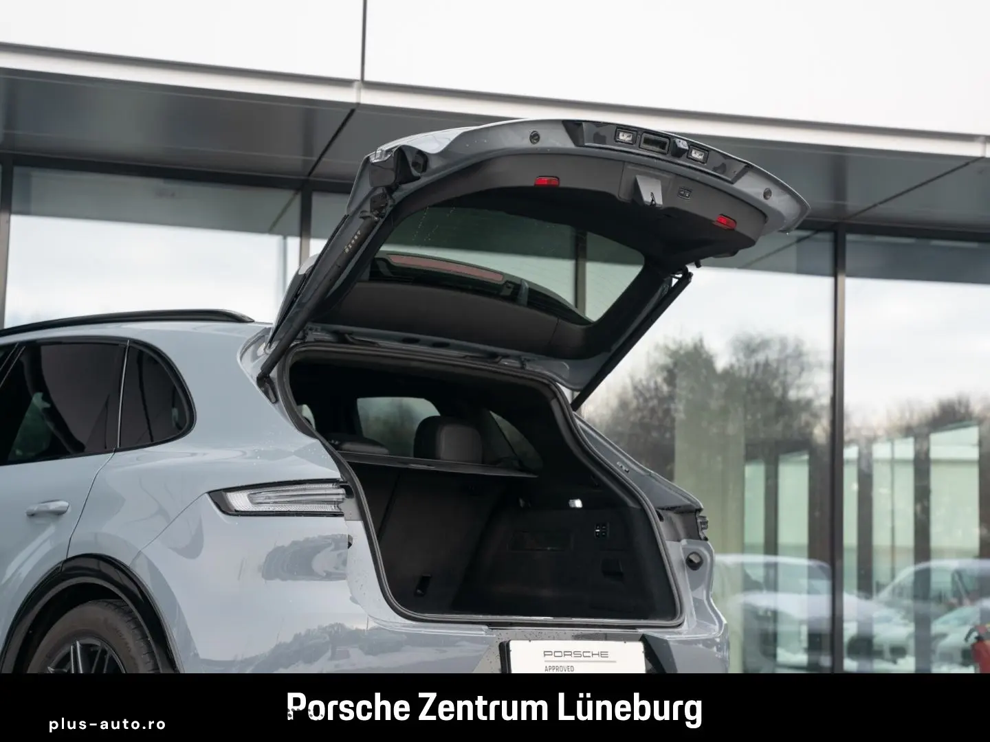 PORSCHE Cayenne GTS HA-Lenkung InnoDrive Head-Up BOSE