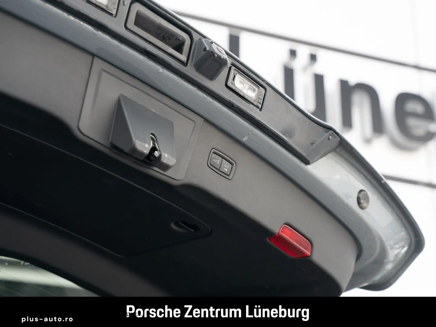 PORSCHE Cayenne GTS HA-Lenkung InnoDrive Head-Up BOSE