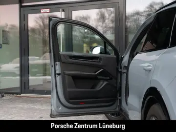 PORSCHE Cayenne GTS HA-Lenkung InnoDrive Head-Up BOSE
