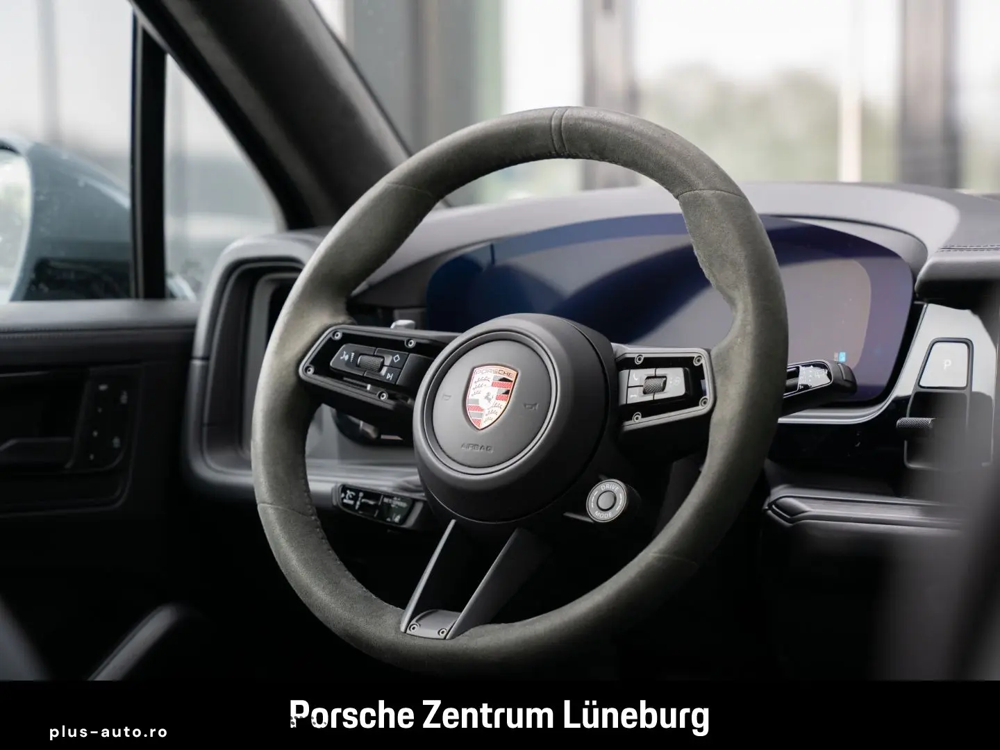 PORSCHE Cayenne GTS HA-Lenkung InnoDrive Head-Up BOSE
