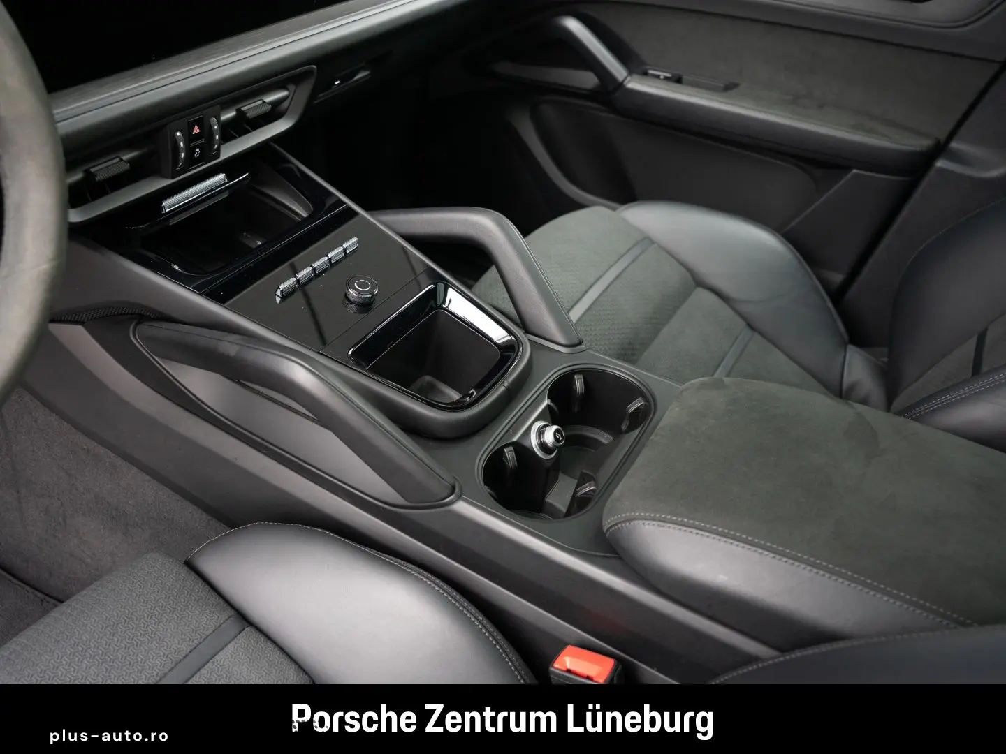 PORSCHE Cayenne GTS HA-Lenkung InnoDrive Head-Up BOSE