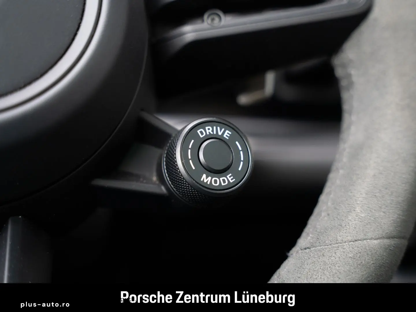 PORSCHE Cayenne GTS HA-Lenkung InnoDrive Head-Up BOSE