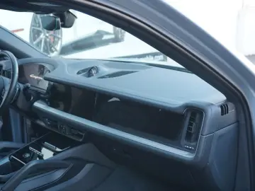 PORSCHE Cayenne Coupe E-Hybrid BOSE Inno 21 RS Luft