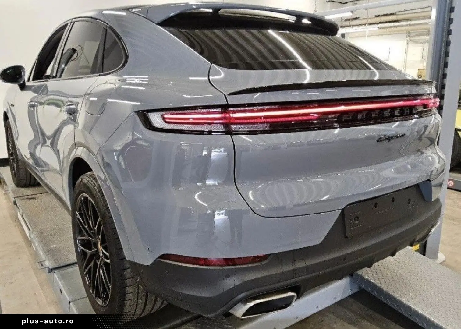 PORSCHE Cayenne Coupe E-Hybrid Luft BOSE HeadUp INNO