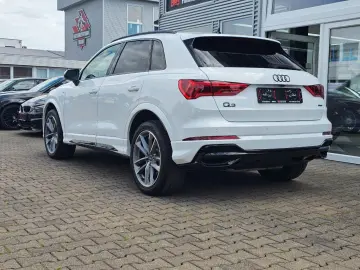 AUDI Q3 45 TFSI quattro S Tronic S Line ACC 360