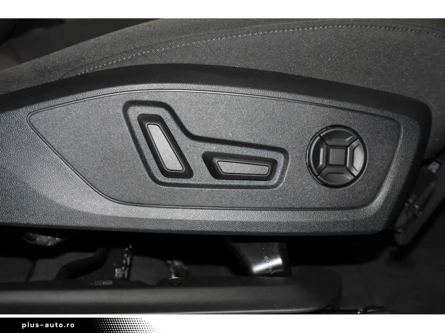 AUDI Q3 40 TFSI quattro Advanced