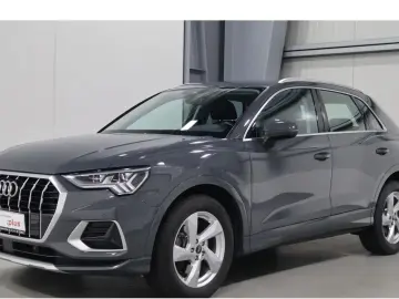 AUDI Q3 40 TFSI quattro Advanced