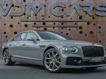 BENTLEY Flying Spur W12 Speed  Mulliner B&O Tour Blackli