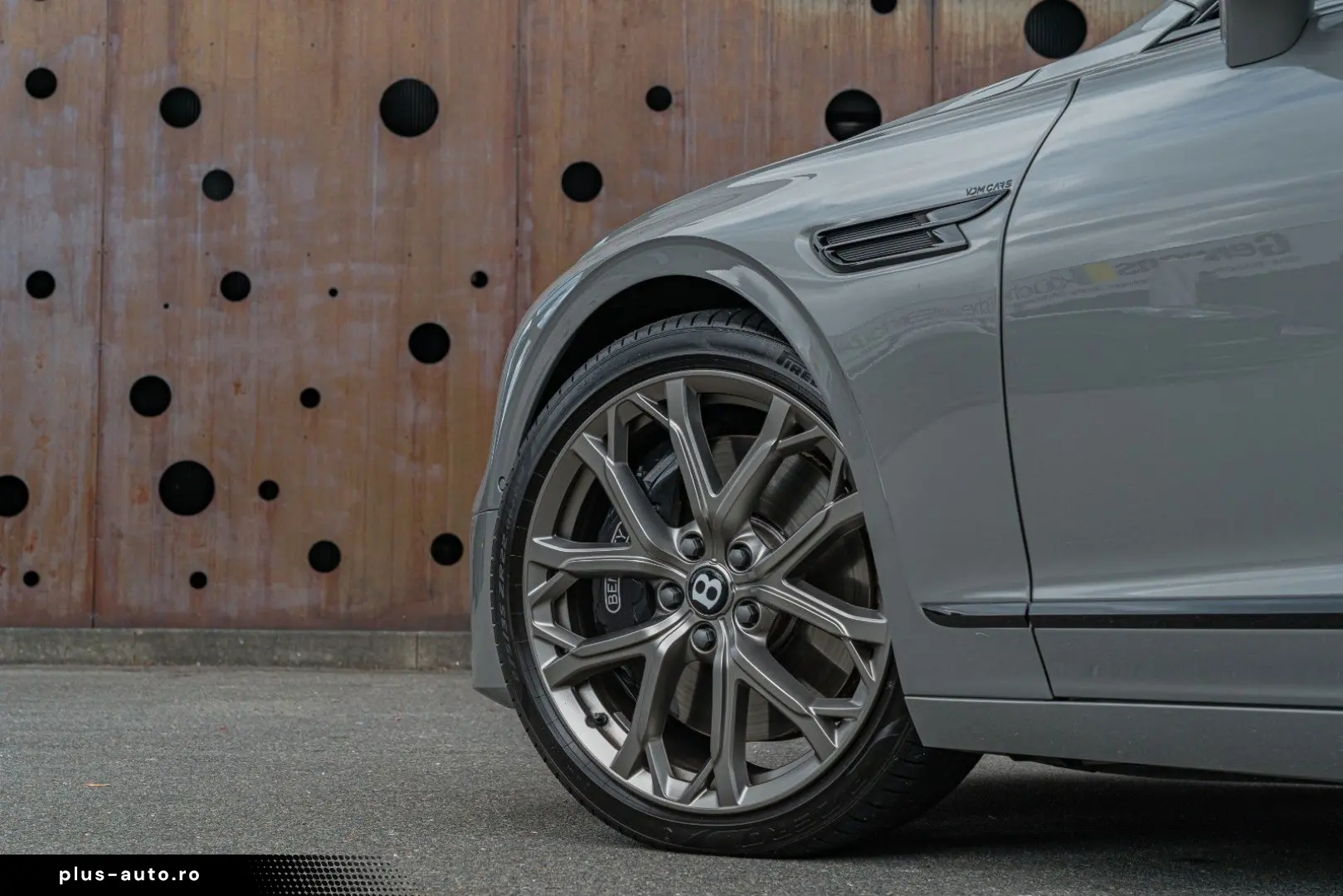 BENTLEY Flying Spur W12 Speed  Mulliner B&O Tour Blackli