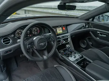 BENTLEY Flying Spur W12 Speed  Mulliner B&O Tour Blackli