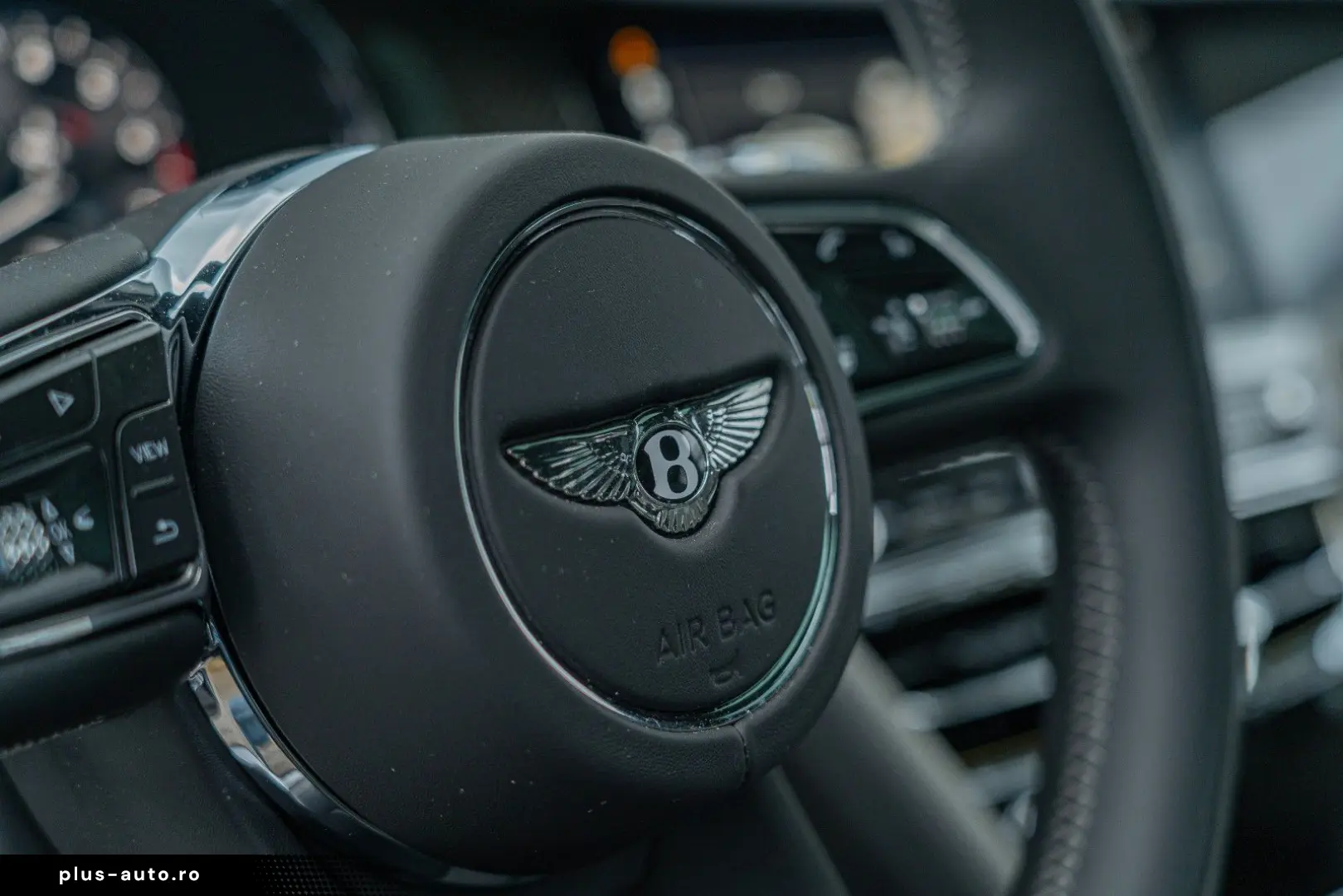 BENTLEY Flying Spur W12 Speed  Mulliner B&O Tour Blackli