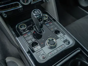 BENTLEY Flying Spur W12 Speed  Mulliner B&O Tour Blackli