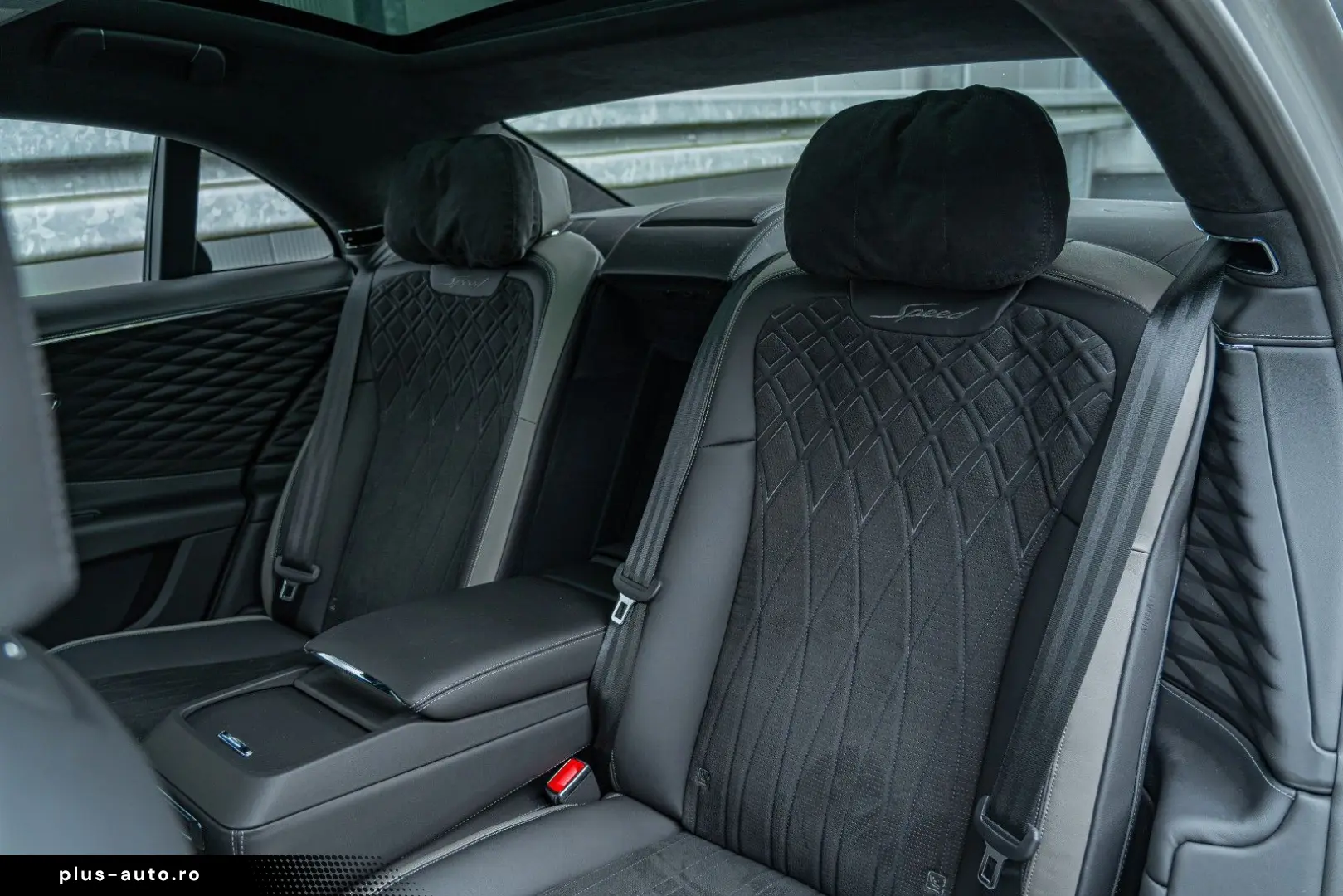 BENTLEY Flying Spur W12 Speed  Mulliner B&O Tour Blackli