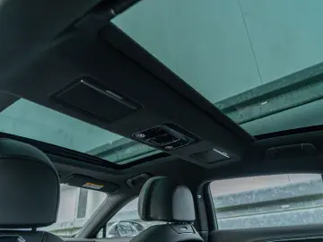 BENTLEY Flying Spur W12 Speed  Mulliner B&O Tour Blackli