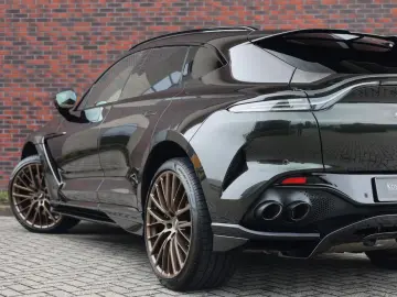 Aston Martin DBX 707   Minotaur Green