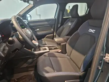 DACIA DUSTER 1.2 TCe MHEV 130CP Journey 4X4