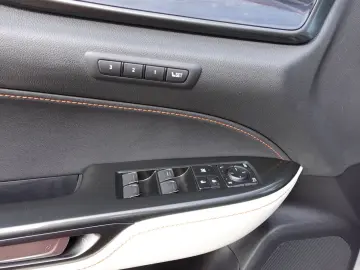 LEXUS NX 450h  E-FOUR Luxury Relax Garantie