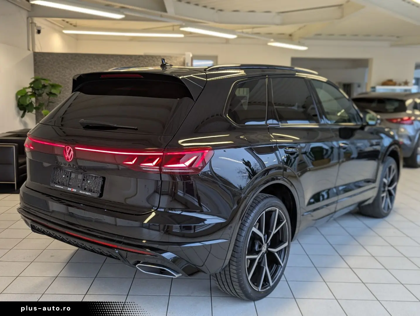 VW Touareg 3.0TDI 4M R-Line VOLL Black 22  UPE 114T
