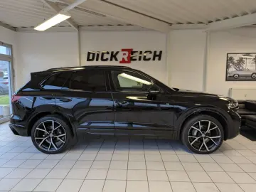 VW Touareg 3.0TDI 4M R-Line VOLL Black 22  UPE 114T