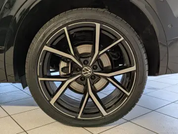 VW Touareg 3.0TDI 4M R-Line VOLL Black 22  UPE 114T