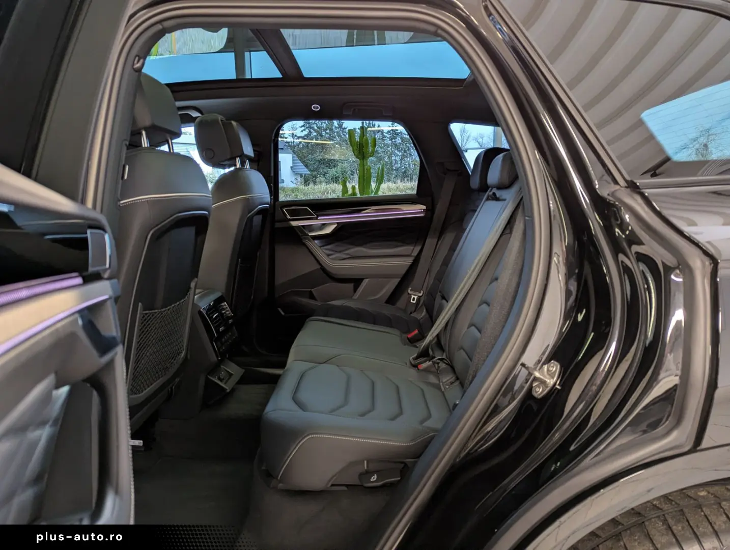 VW Touareg 3.0TDI 4M R-Line VOLL Black 22  UPE 114T