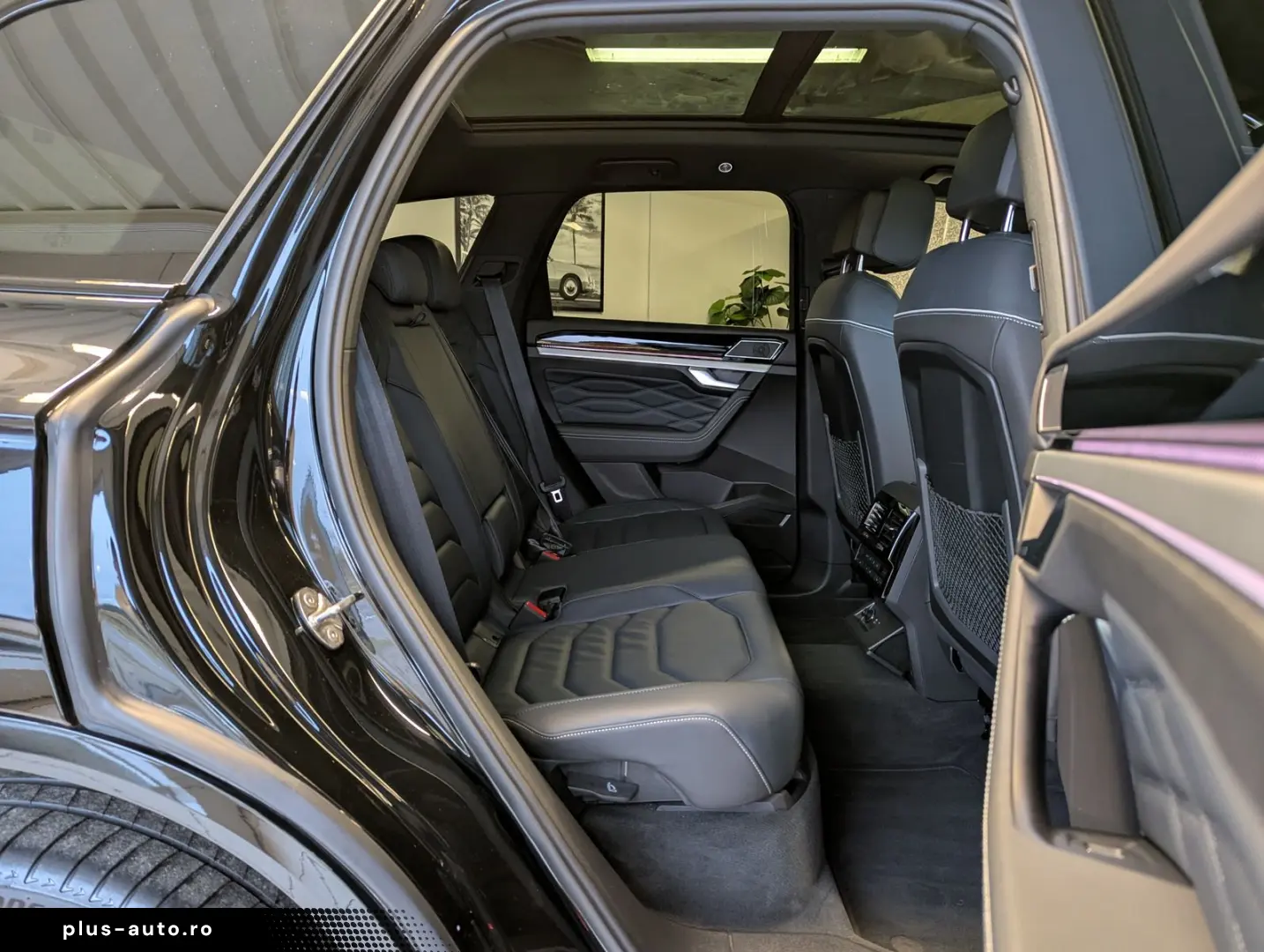 VW Touareg 3.0TDI 4M R-Line VOLL Black 22  UPE 114T