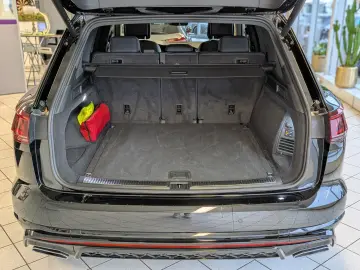 VW Touareg 3.0TDI 4M R-Line VOLL Black 22  UPE 114T
