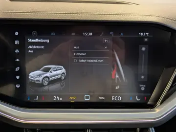 VW Touareg 3.0TDI 4M R-Line VOLL Black 22  UPE 114T