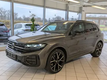 VW Touareg 3.0TDI 4M R-Line VOLL Black 22  UPE 114T