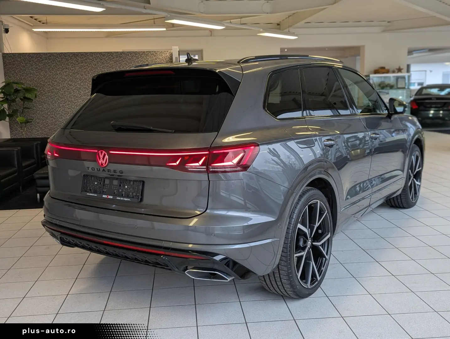 VW Touareg 3.0TDI 4M R-Line VOLL Black 22  UPE 114T