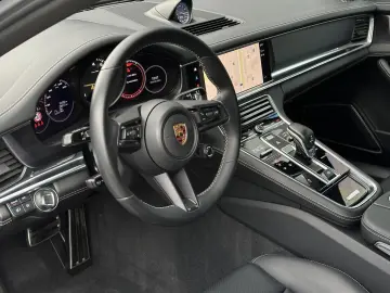 PORSCHE Panamera 4 E-Hybrid Platinum Edition 360  Head-U
