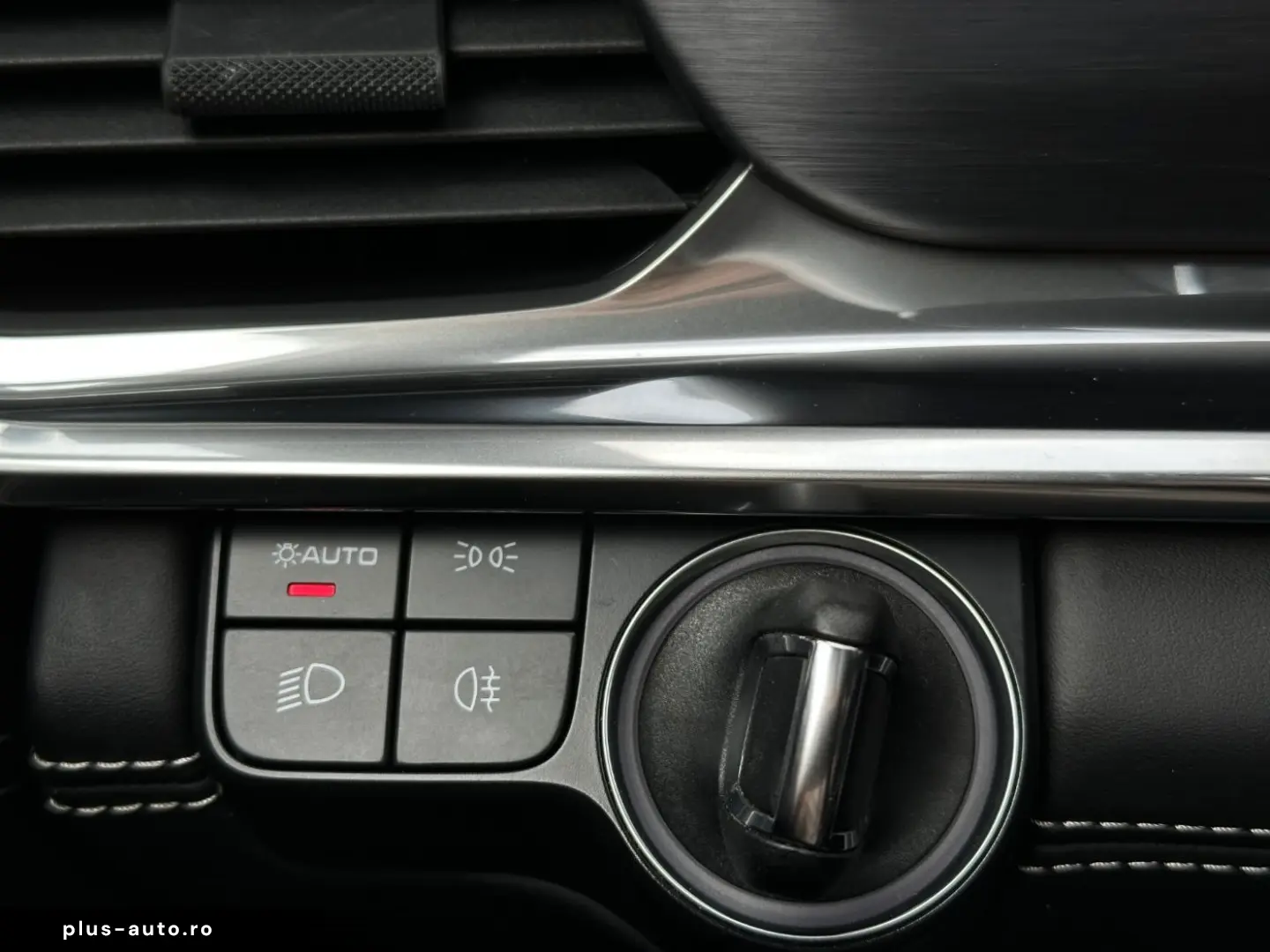 PORSCHE Panamera 4 E-Hybrid Platinum Edition 360  Head-U