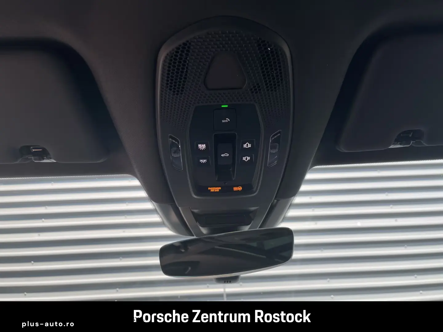 Porsche Cayenne BOSE Luftfederung LED-Matrix