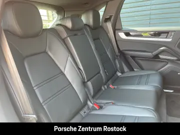 Porsche Cayenne BOSE Luftfederung LED-Matrix