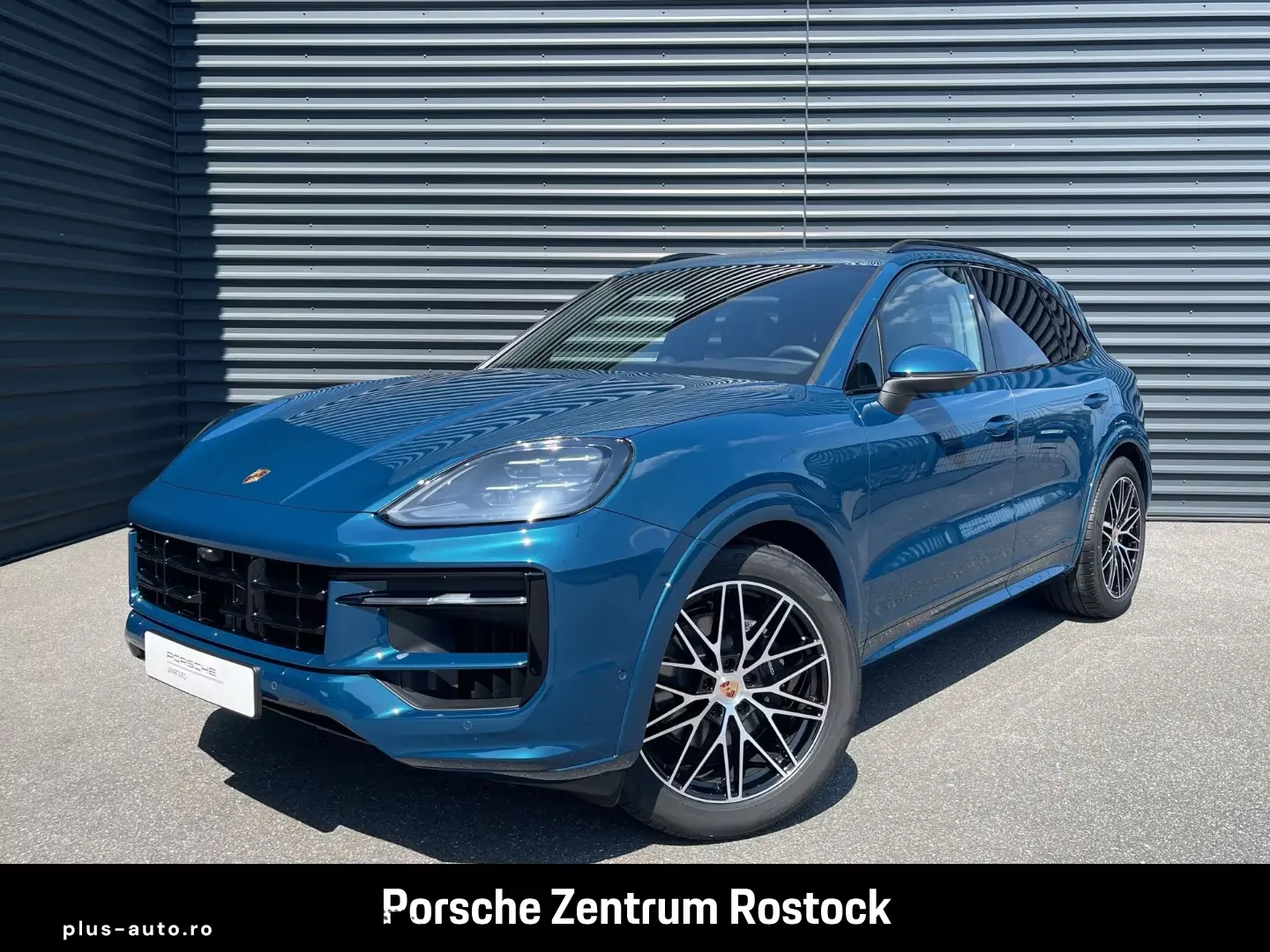 Porsche Cayenne BOSE Luftfederung LED-Matrix