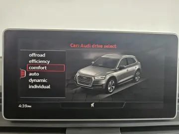 AUDI Q5 2.0 TDI quattro S tronic Design 163CP