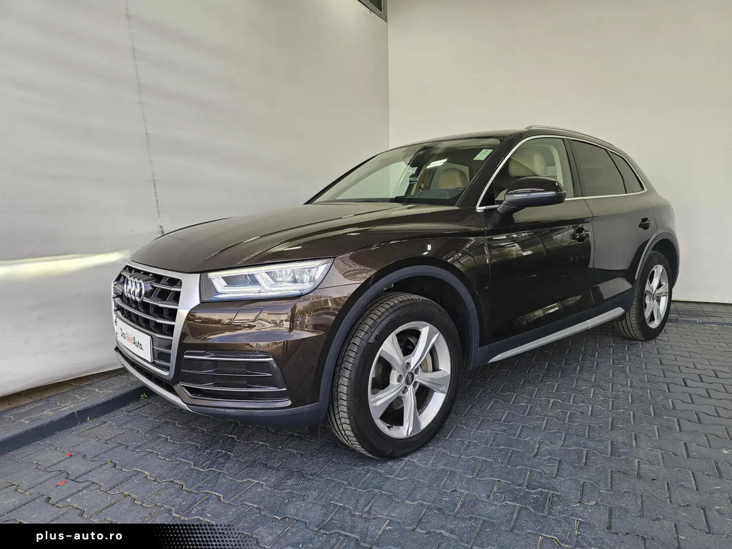 AUDI Q5 2.0 TDI quattro S tronic Design 163CP