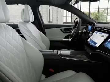 Mercedes-Benz E 400 e 4M AMG Pr    Pano