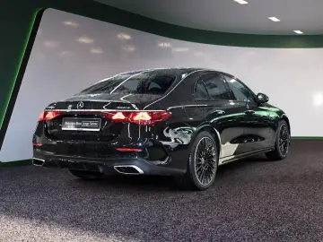 Mercedes-Benz E 400 e 4M AMG Premium    Pano