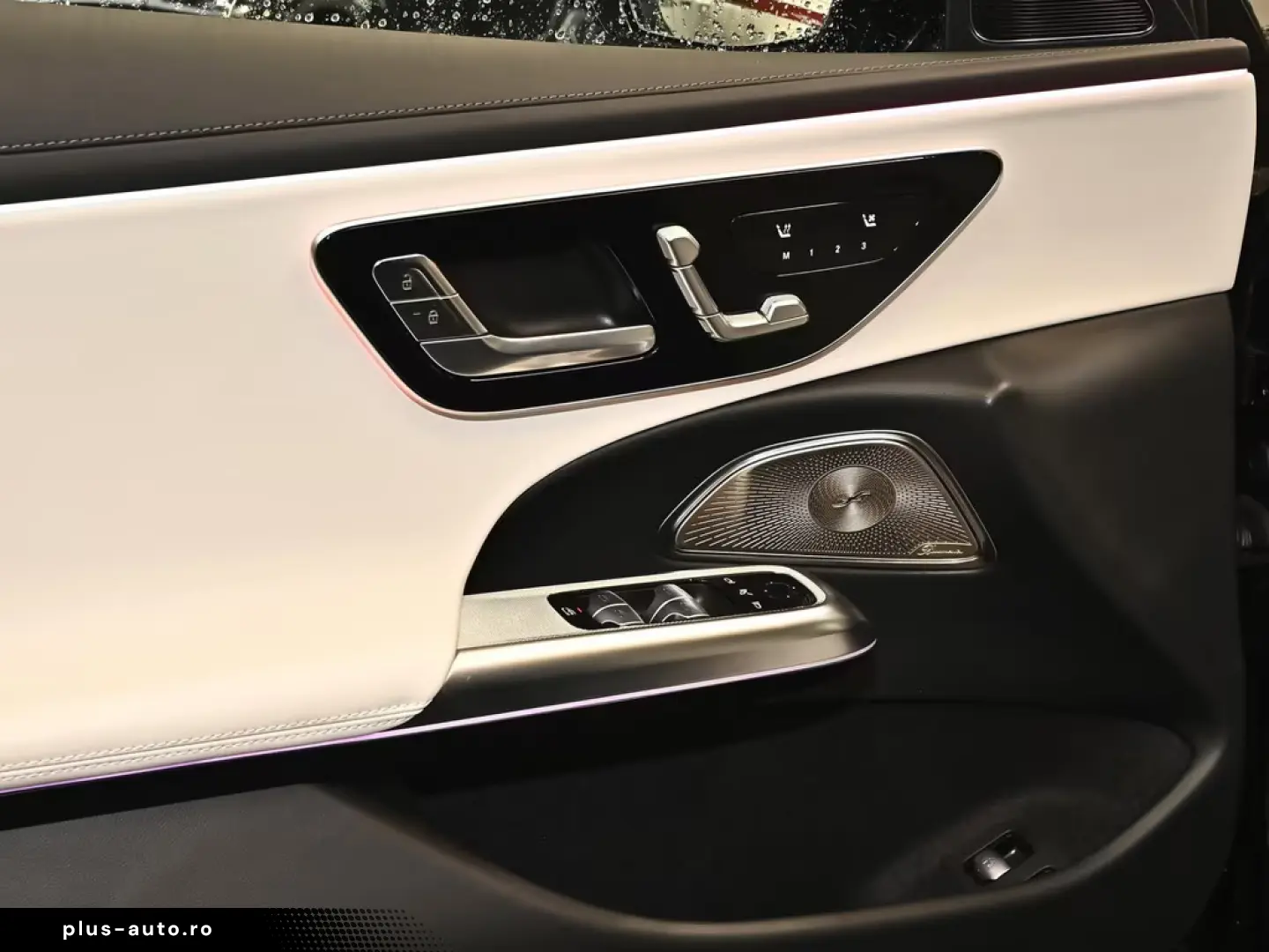 Mercedes-Benz E 400 e 4M AMG Premium    Pano